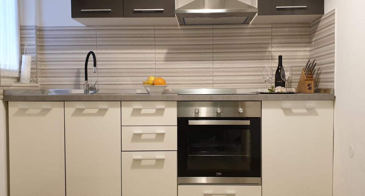Lovely Apartment In Pomer Luaran gambar